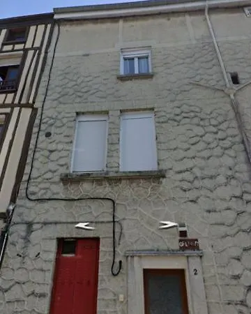Apartment Charmant Studio A 2 Pas Du Centre